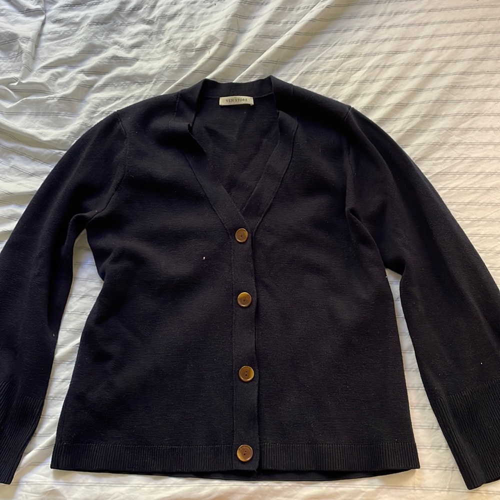 Ven store navy cardigan